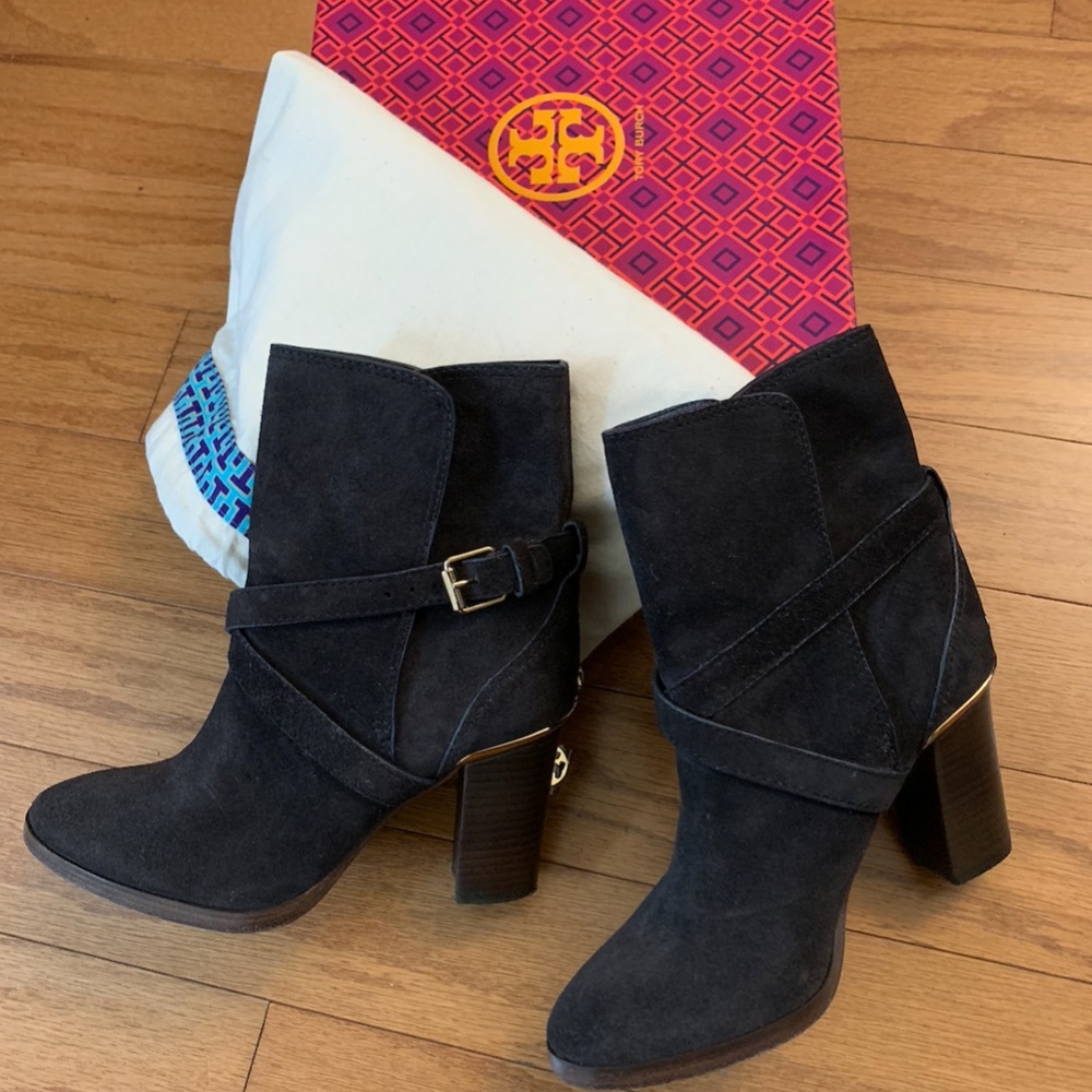 Tory Burch Charcoal Chalk Gray Livingston Suede high quality Ankle Booties π₯π₯ - Picture 6 of 10